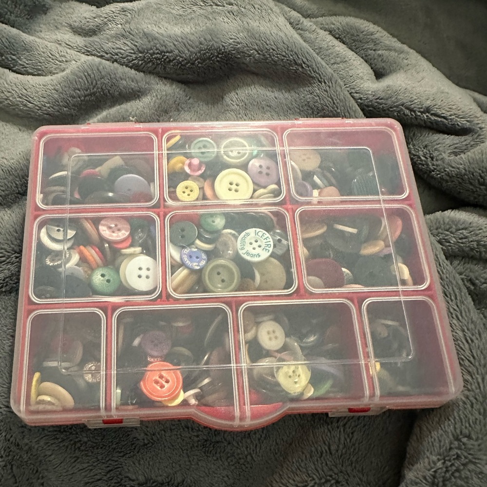 Buttons in a Multi-Compartment Storage Box - perfect for teachers or crafters - Picture 2 of 2